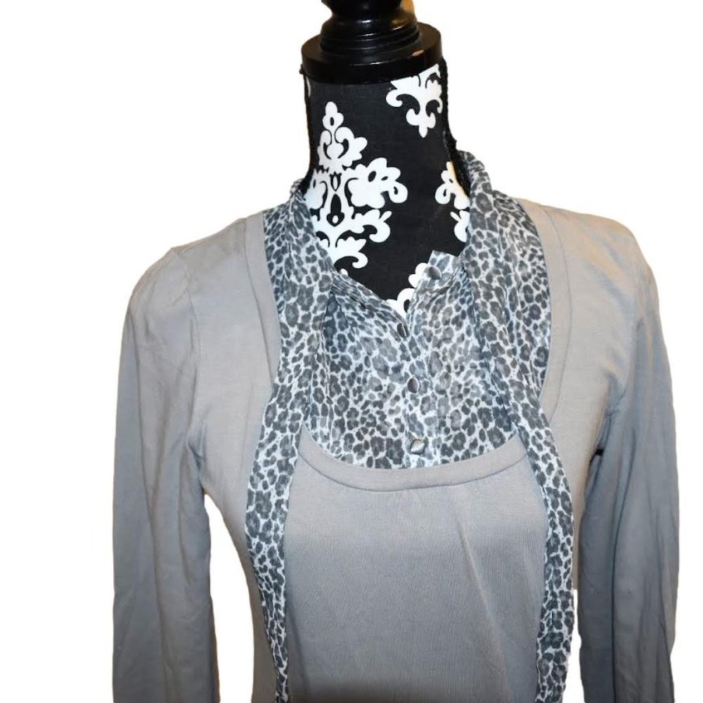 La Redoute Collection women's long sleeve top with chiffon collar size 10/12